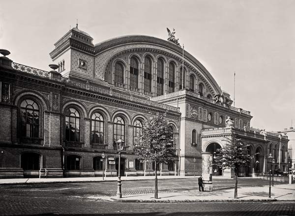 Berlin, Anhalter Bahnhof / Foto Levy von 