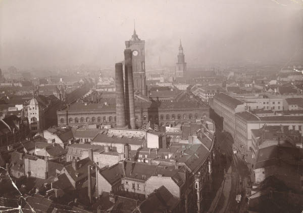 Berlin,Blick auf Rotes Rathaus/Haeckel von 