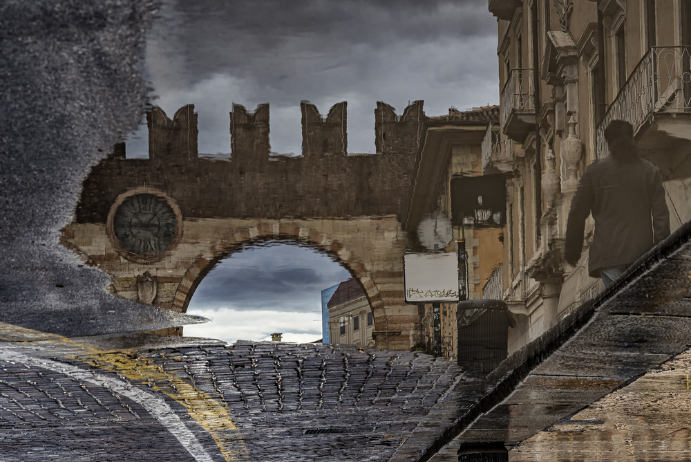 Rain in Verona von Ömer Ateş Kızıltuğ