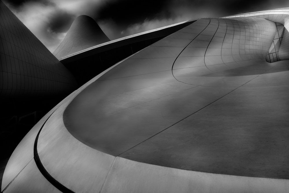 CURVED LINES von Olavo Azevedo