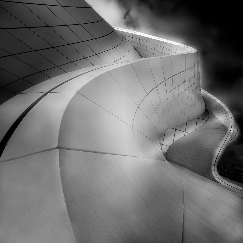 CURVES von Olavo Azevedo