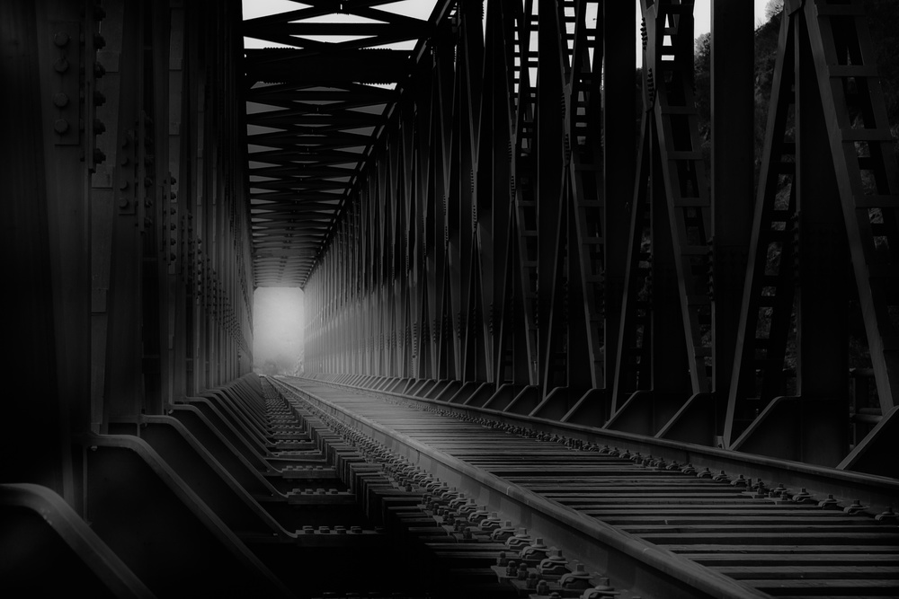 Empty bridge von Olavo Azevedo