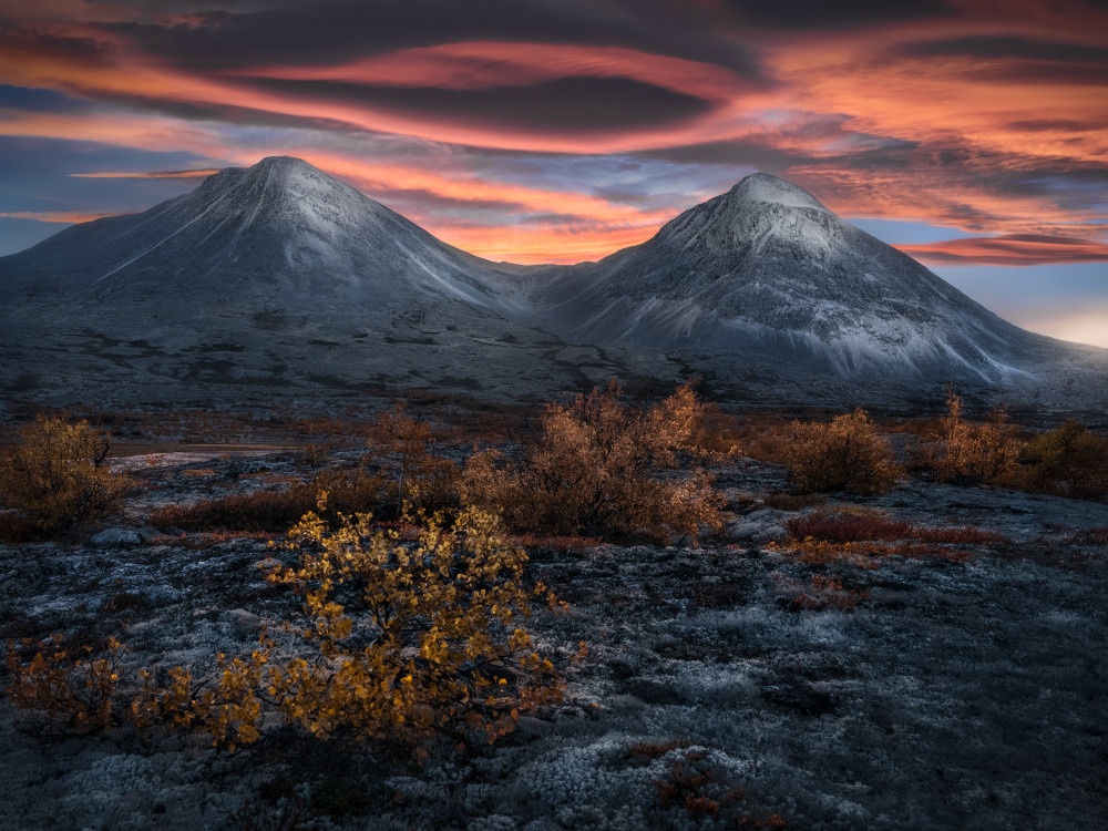 Two Towers von Ole Henrik Skjelstad