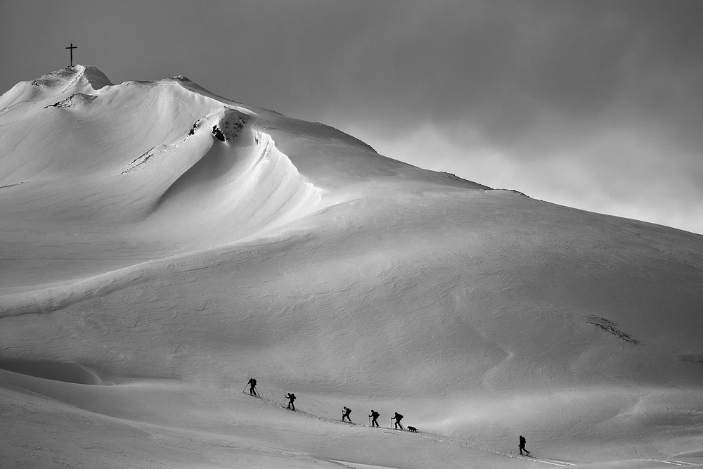 a long way up von Oliver Buchmann