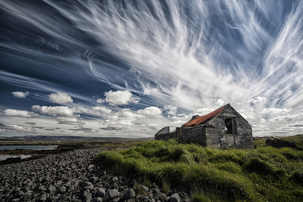 By the Shore von Þorsteinn H. Ingibergsson