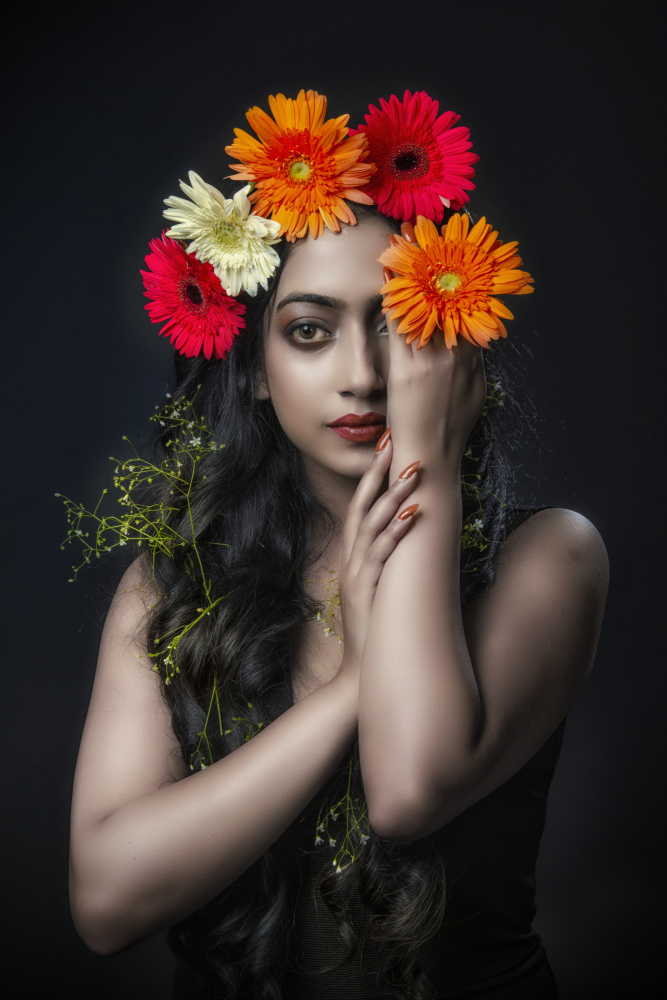 FLORAL BEAUTY von PARTHA BHATTACHARYYA