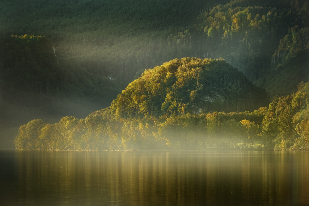 Foggy lake von Patrick Aurednik