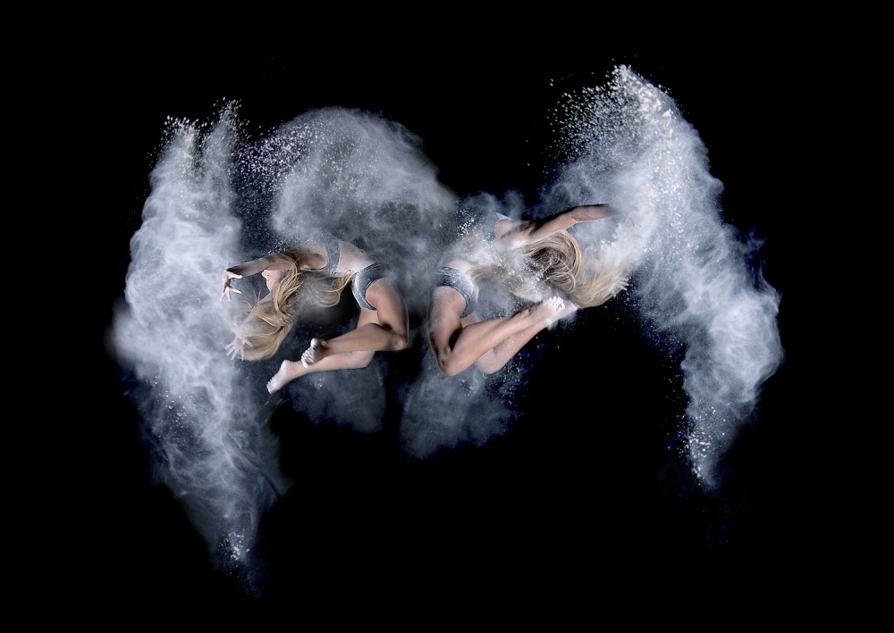 Dust Dancers von Pauline Pentony MA ARPS DPAGB