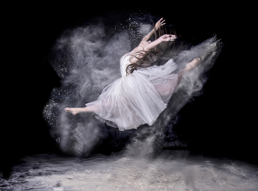 Cloud Dancer von Pauline Pentony MA ARPS DPAGB