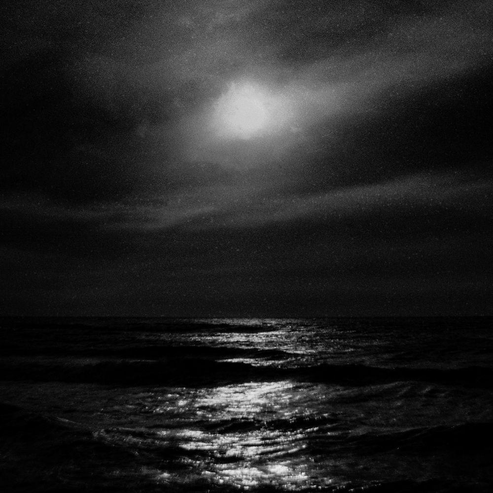 Tides of the Moon von Paulo Abrantes