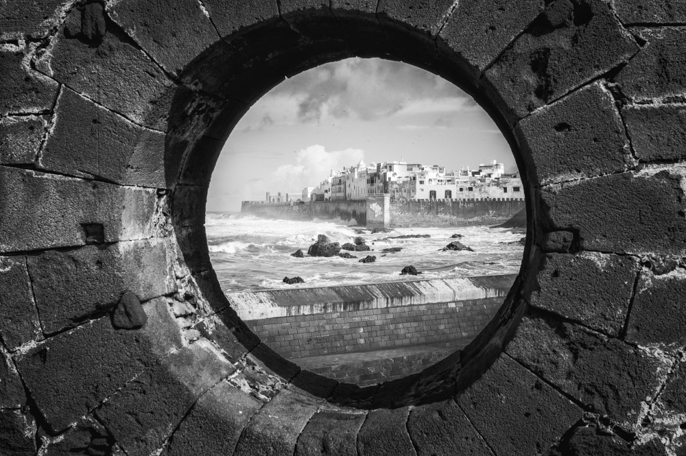 essaouira through the window von Pavol Stranak