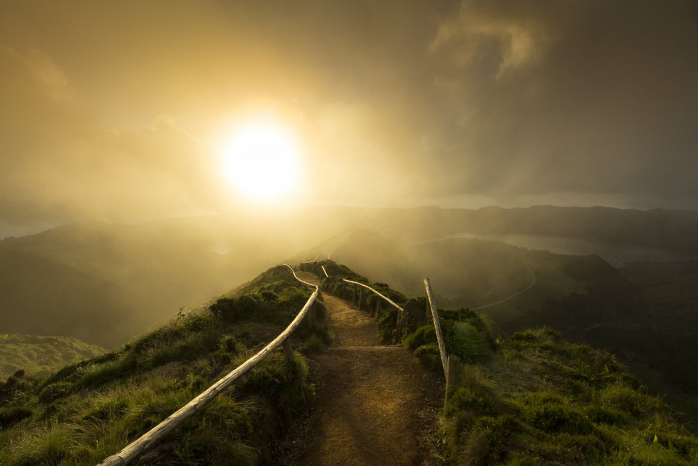 Foggy best view of the Island III von Pedro Galamarra