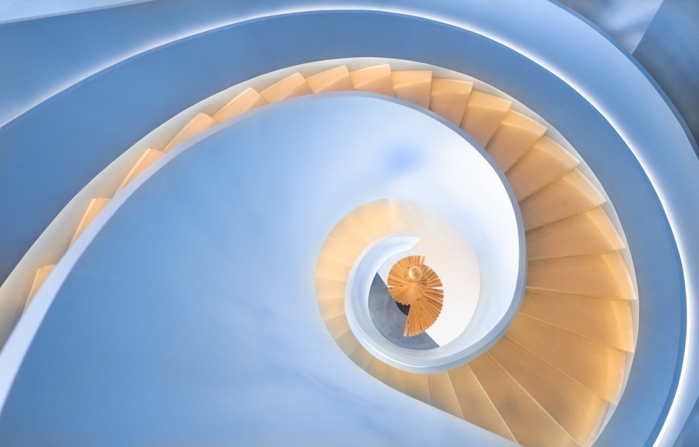 spiral stairs von Peiyin Wang