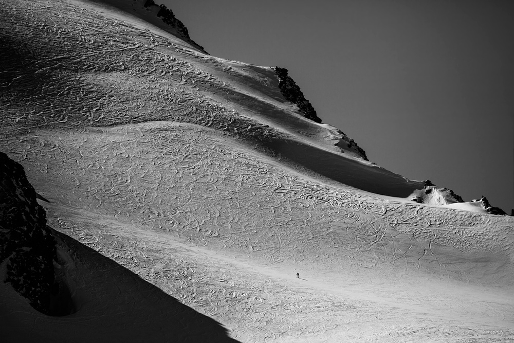 Ascending the scribbled mountain von Peter Svoboda MQEP