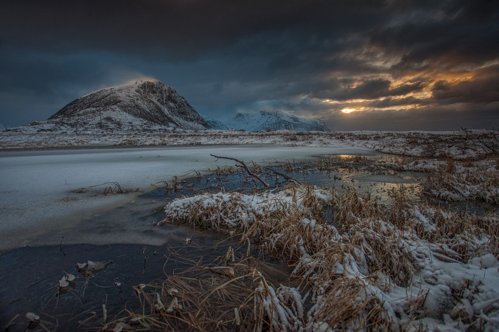 Stormy sunset von Peter Svoboda MQEP