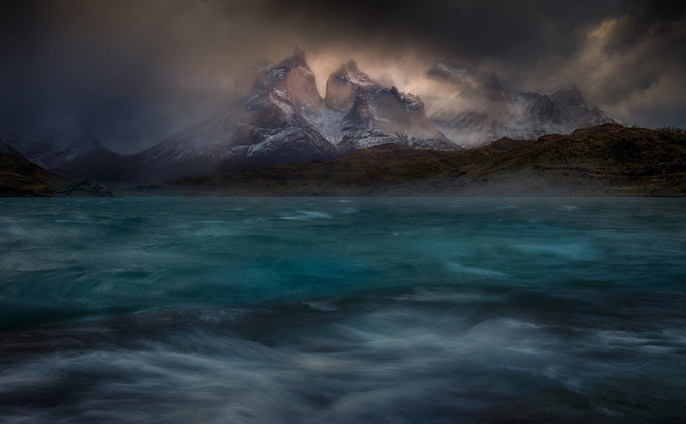 Stormy winds over the Torres del Paine von Peter Svoboda MQEP