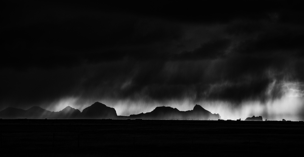 Passing storm over the Westmanayer Islands von Peter Svoboda MQEP