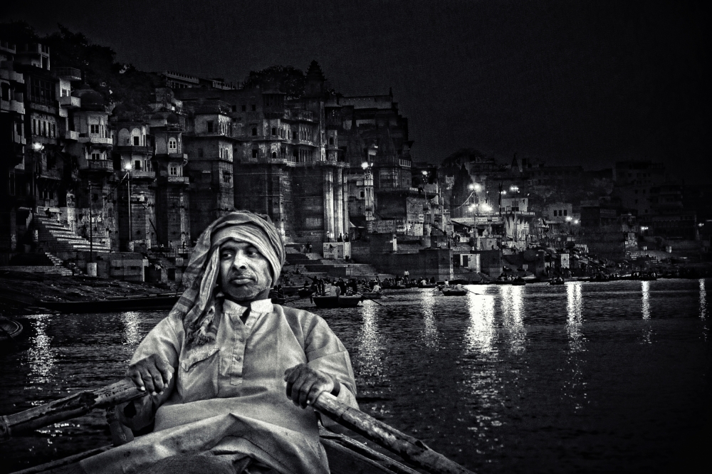 nights in Varanasi von Piet Flour