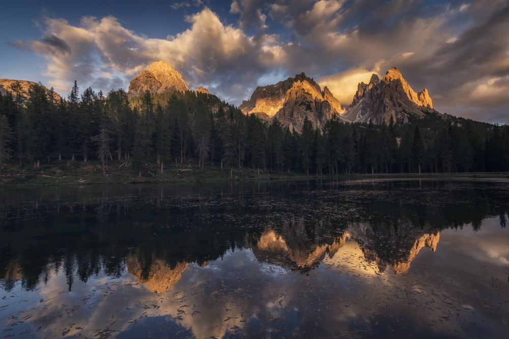 Mountain mirror von Pilar Hm