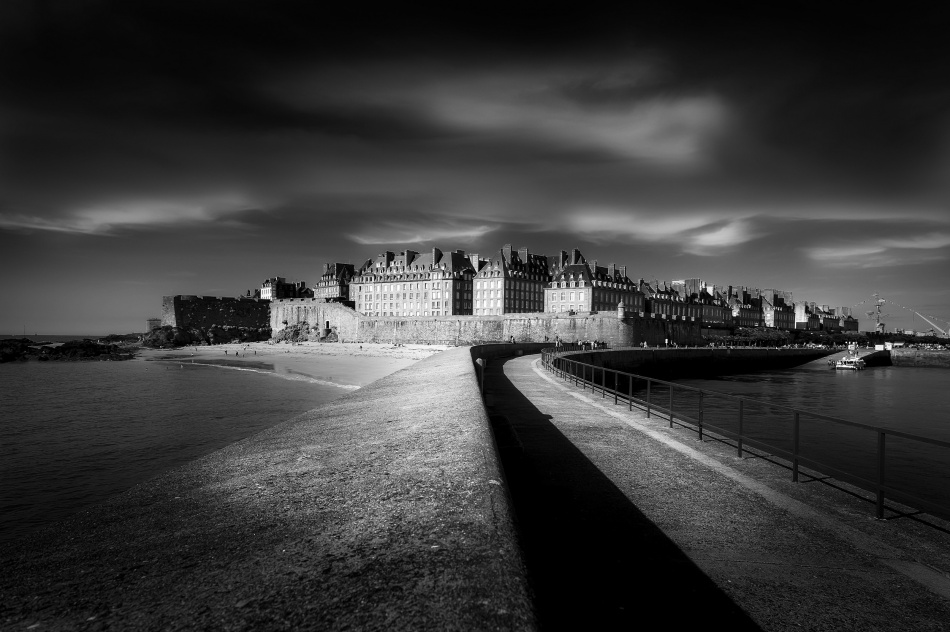 Light on Saint-Malo von PUGET Kevin