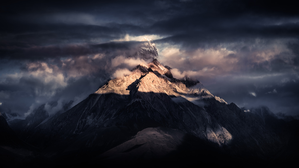 Tibet snow mountain《克麦隆山》 von qiye