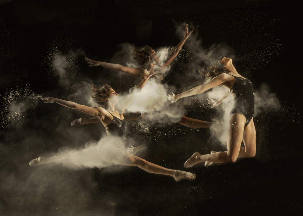 Dancing with clouds von Rachel Pansky