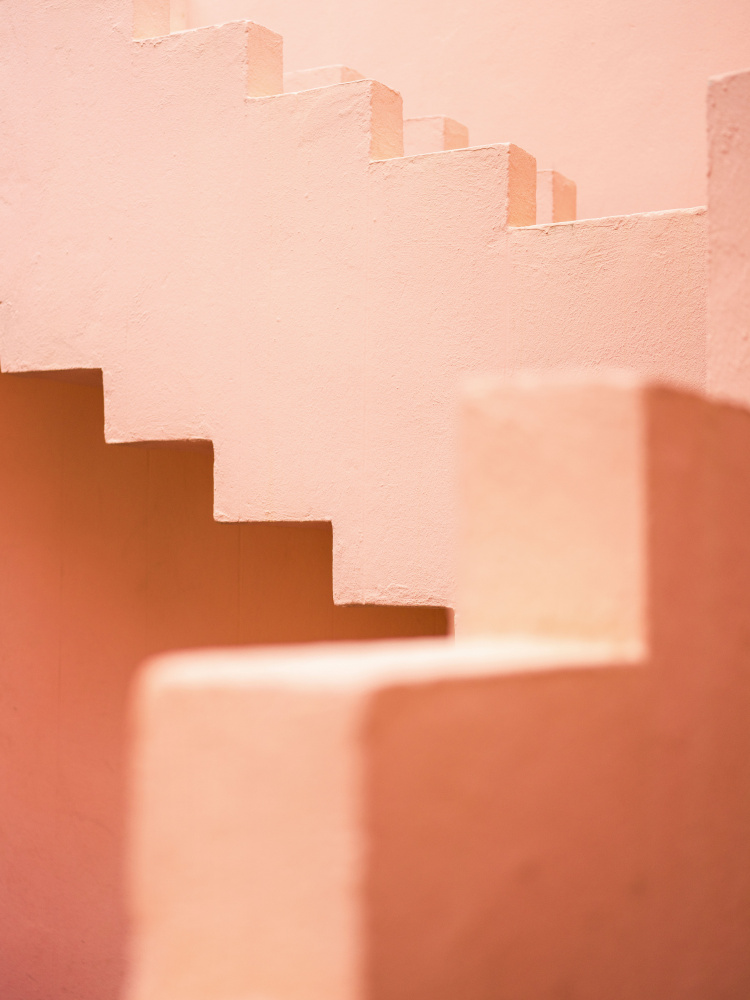 La Muralla Roja Pink von Raisa Zwart