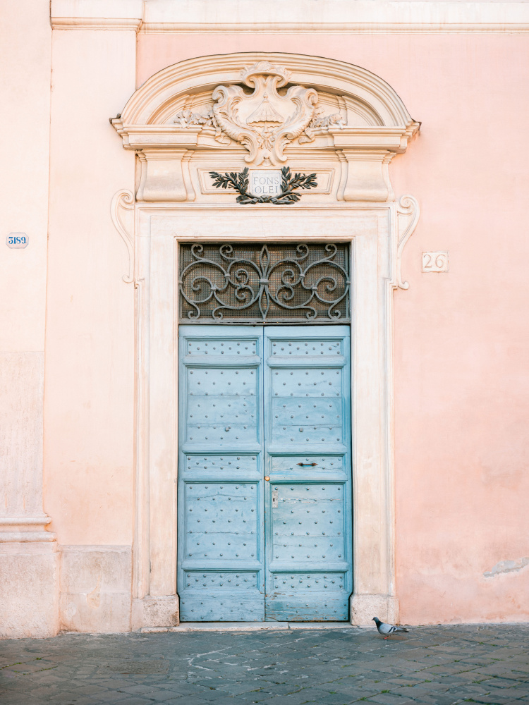 Pastel Trastevere - Rome Italy travel photography von Raisa Zwart