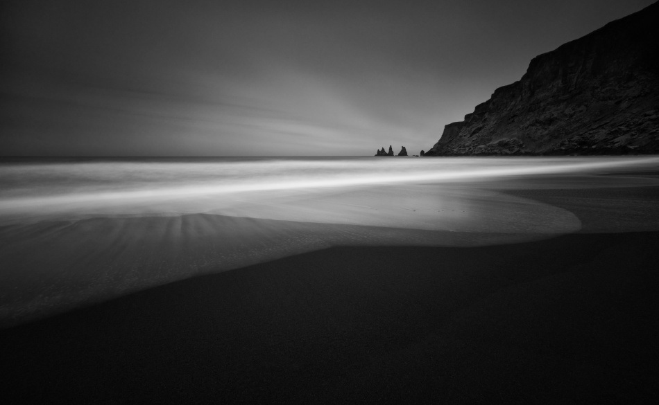 ... black beach von Raymond Hoffmann