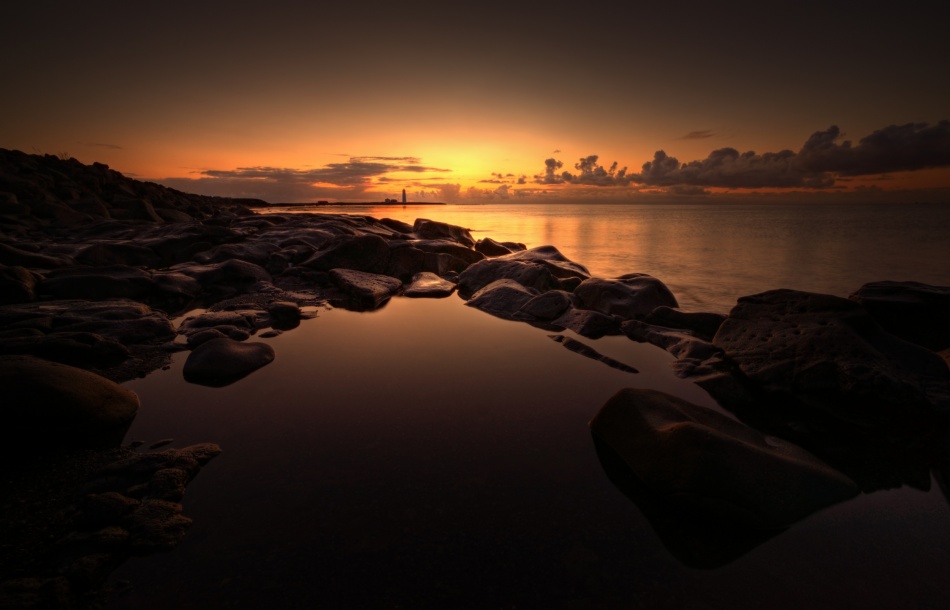 ... when the sun goes down von Raymond Hoffmann