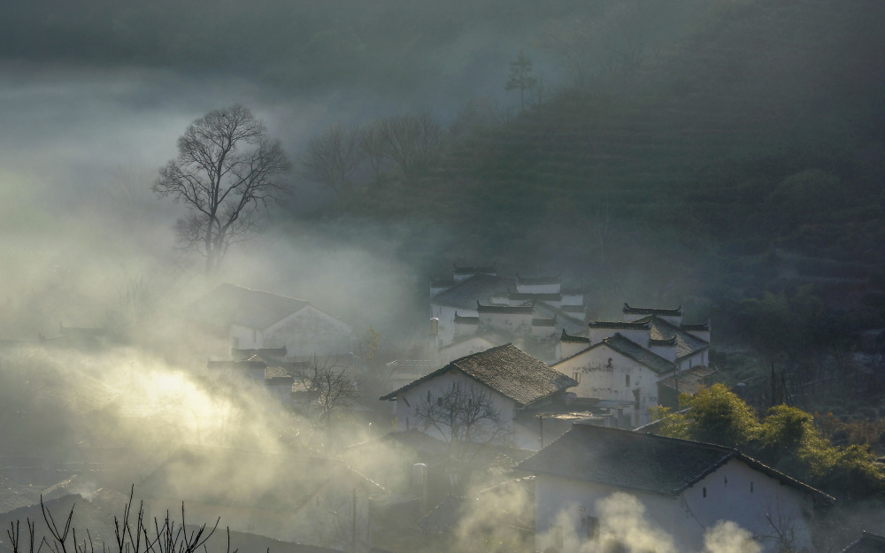 The Village with Curling up Smoke in Morning Mist von Raymond Ren Rong Liu