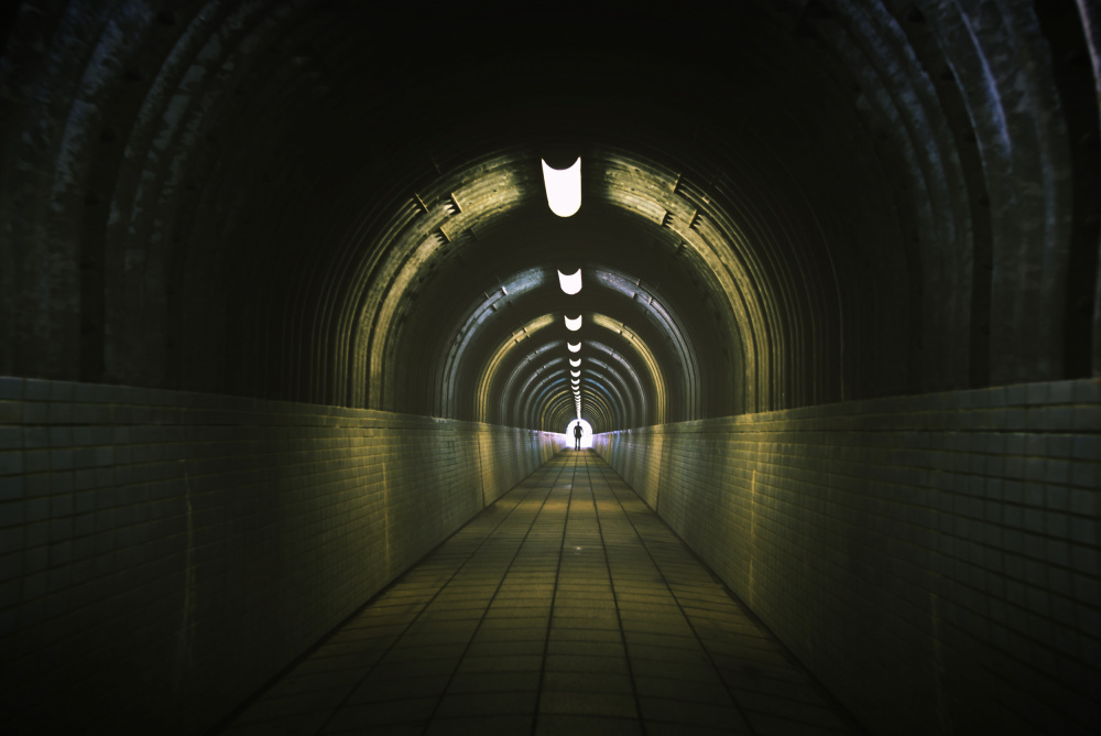 Tunnel, go ahead von Reiko kiri