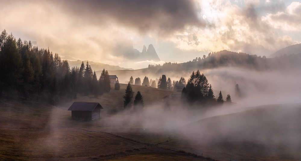 Fields of Fire on The Seiser Alm. von Richard Beresford Harris