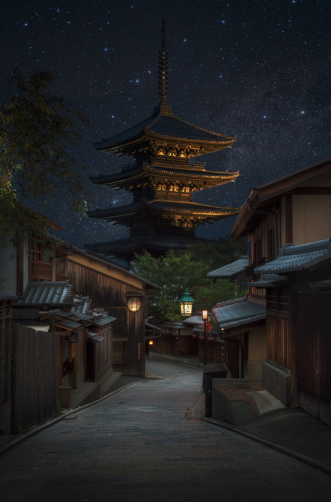 Kyoto Night von Richard Vandewalle