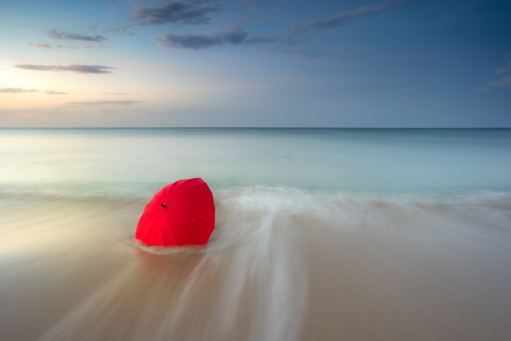 Red heart umbrella von Rico Cavallo