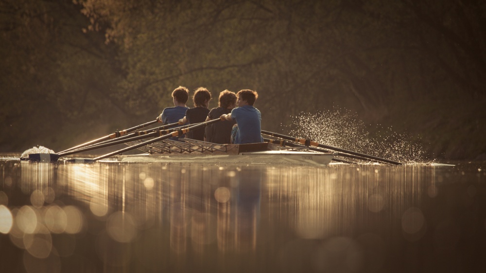 Four oar von Robert Adamec