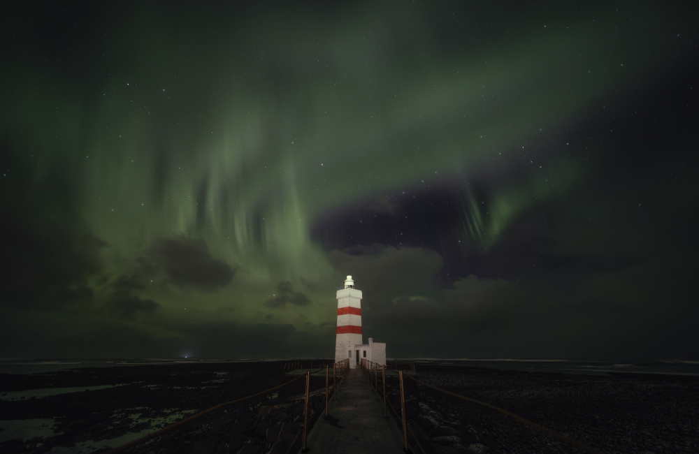 Travel into a lighthouse von Rodrigo Núñez Buj