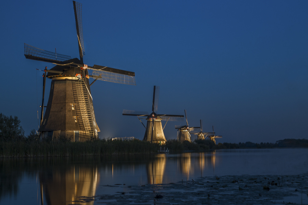 Passing the mills von Roelof de Hoog