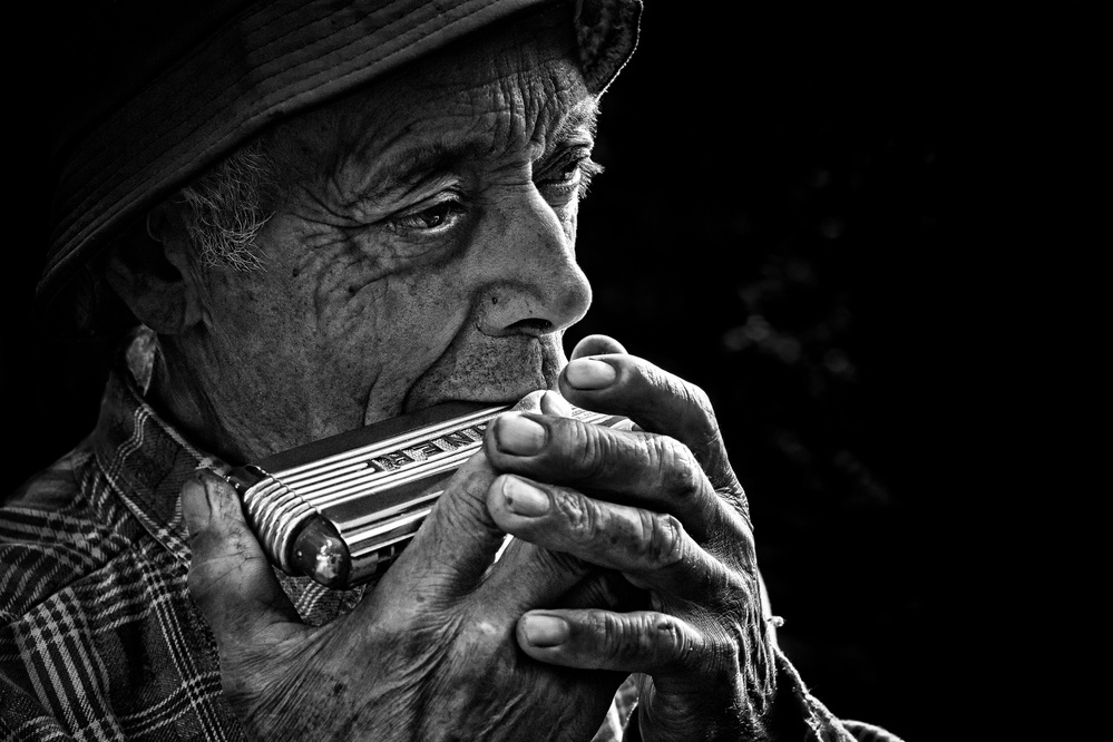 The harmonica master von Rui Ribeiro