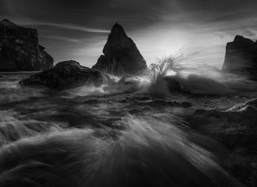 Crashing Waves von Ruiqing P.