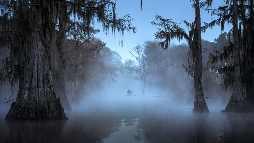 Misty Morning at Caddo lake von Ruiqing P.