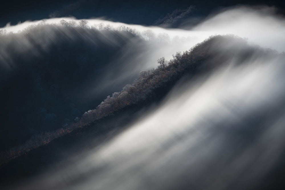 Waterfall clouds and hoarfrost von RYUHO TAKAHASHI