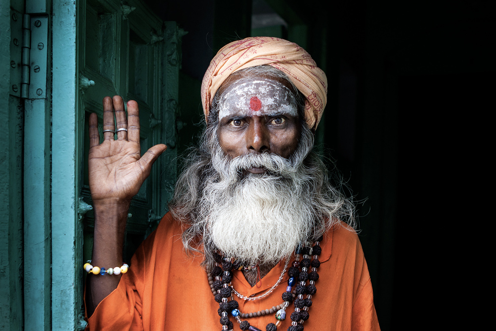 The Face of Varanasi von S. Amer