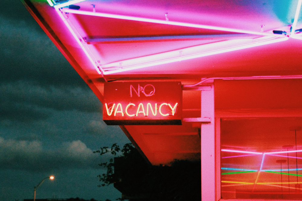 No Vacancy von Samantha Hearn