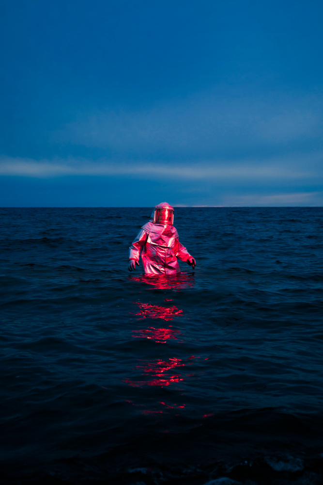 Spaceman Lost At Sea von Samantha Hearn