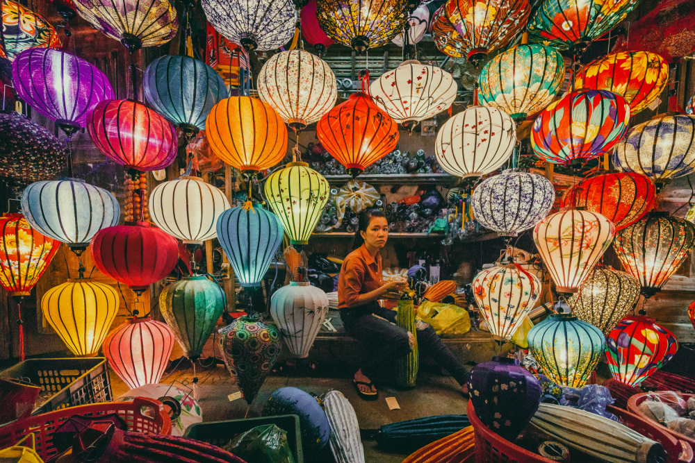 A girl with lanterns von Samara Ratnayake