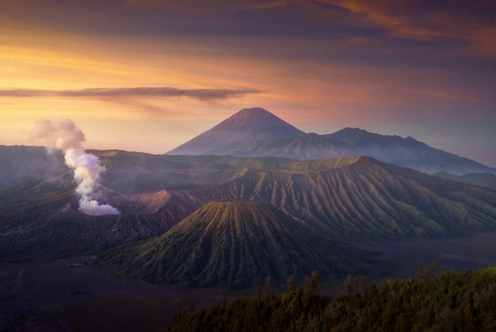 Bromo Sunrises von SANDEEP MATHUR