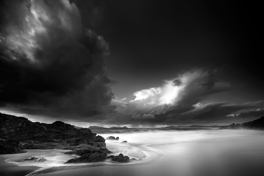 The storm is approaching. von Santiago Pascual Buye