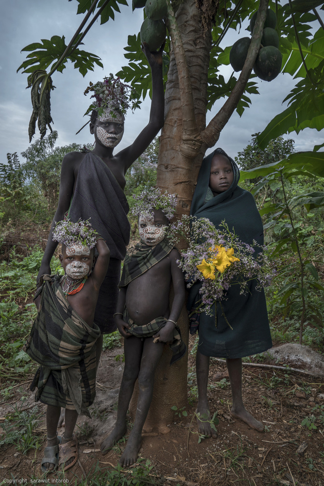 Ethiopian Suri tribes von Sarawut Intarob