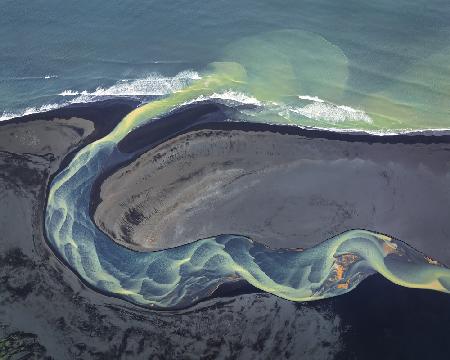 Meandering stream